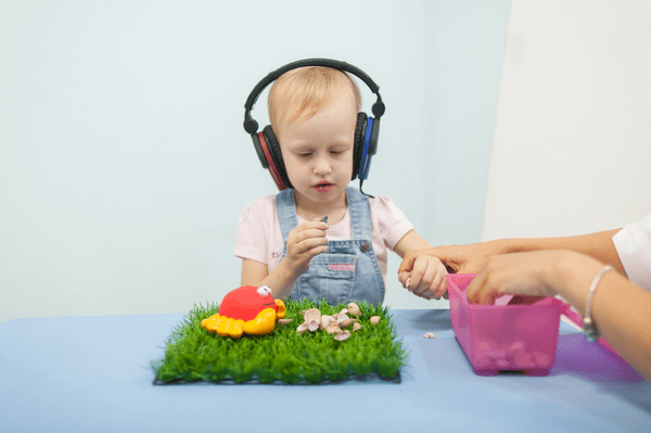 Подготовка ребенка к аудиометрии с игровыми элементами