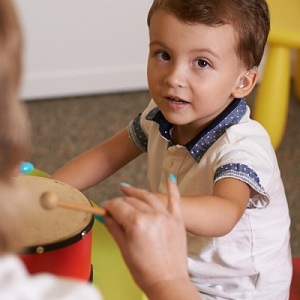 Игрушки для ребенка с нарушением слуха